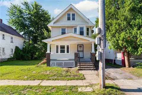 12812 Locke Ave, Cleveland, OH 44108