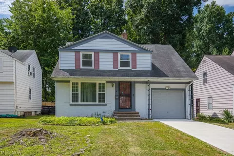 19204 Shakerwood Rd, Warrensville Heights, OH 44122