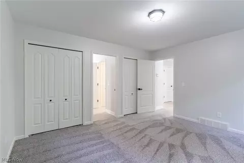 Bedroom - 1707 Arbor St, Wickliffe, OH 44092 photo 2 of 4