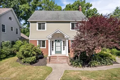 596 Greenwood Ave, Akron, OH 44320