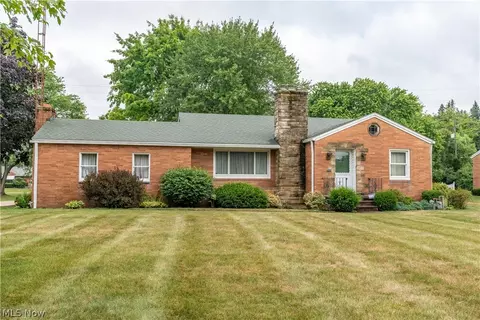 3405 Francie Ave NW, Canton, OH 44718