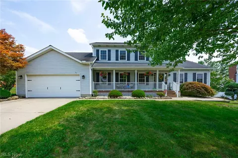 124 Red Oak Dr, Seville, OH 44273