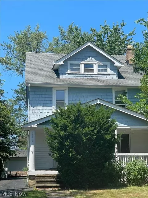 3765 Northampton Rd, Cleveland Heights, OH 44121