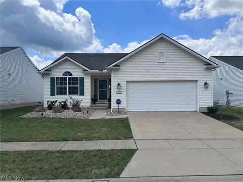 3313 Coopers Trl, Lorain, OH 44053