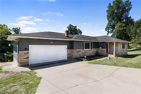 50998 O R W Station St, Jacobsburg, OH 43933