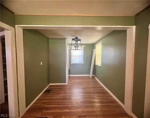 Entry Way - 35485 Bashan Rd, Long Bottom, OH 45743 photo 2 of 3