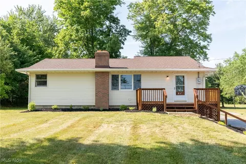 12334 Beech St NE, Alliance, OH 44601