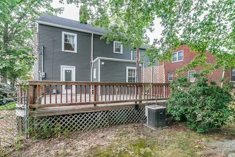 Exterior - 2051 E 226th St, Euclid, OH 44117 photo 5 of 7