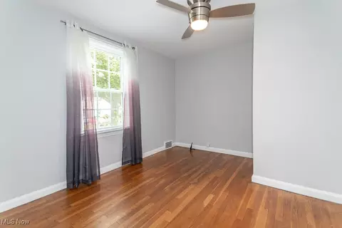 Bedroom - 2051 E 226th St, Euclid, OH 44117 photo 9 of 11