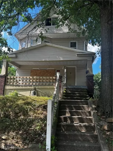 63 W Mildred Ave, Akron, OH 44310