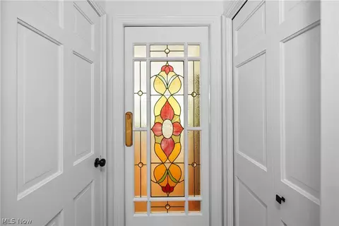 Entry Way - 7231 Stow Rd, Hudson, OH 44236 photo 3 of 3