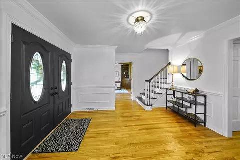 Entry Way - 7231 Stow Rd, Hudson, OH 44236 photo 1 of 3