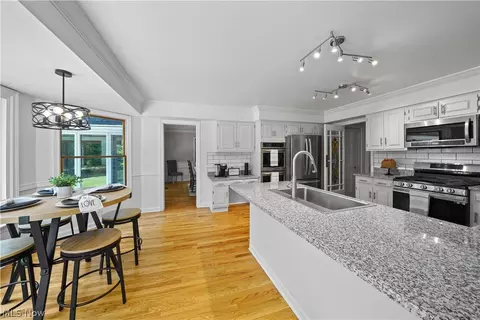 Kitchen - 7231 Stow Rd, Hudson, OH 44236 photo 1 of 4