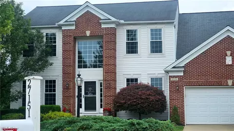 27151 Phoenix Way, Olmsted Twp, OH 44138