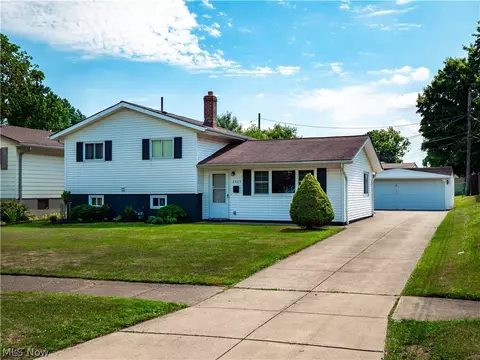 6563 Harrow Dr, Brook Park, OH 44142