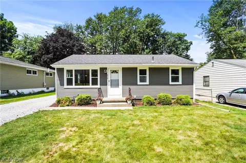 910 Manitou Ave, Akron, OH 44305