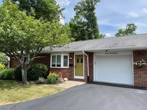 1928 Maple St #A, Salem, OH 44460