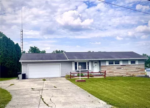 3057 Broadvue Cir, Zanesville, OH 43701