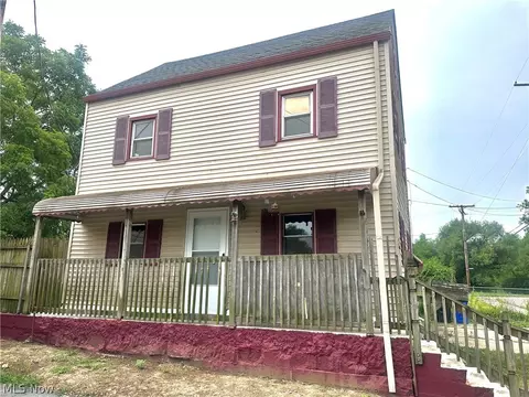 3665 Sykora Rd, Cleveland, OH 44105