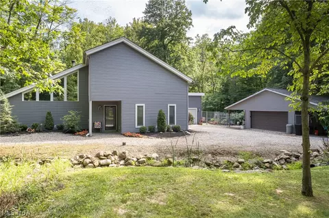 8640 Kennard Rd, Lodi, OH 44254