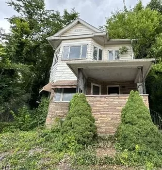 842 Main St, Bridgeport, OH 43912