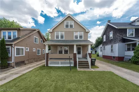 5543 Clement Ave, Maple Heights, OH 44137