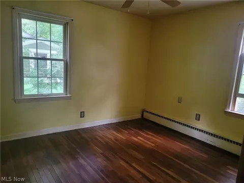 Bedroom - 7357 Westview Rd, Kent, OH 44240 photo 3 of 3