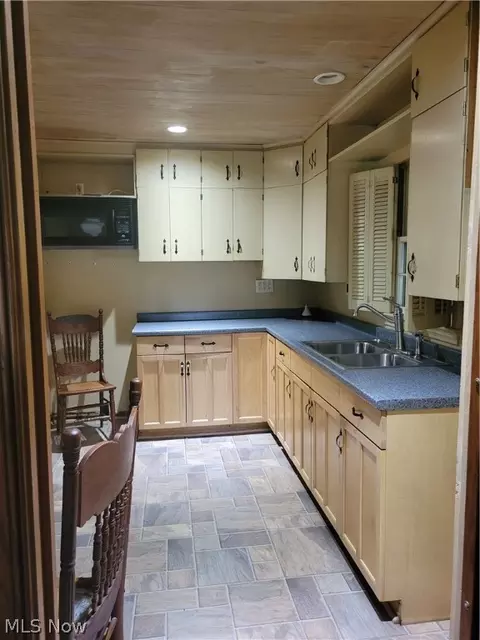Kitchen - 7357 Westview Rd, Kent, OH 44240 photo 1 of 1