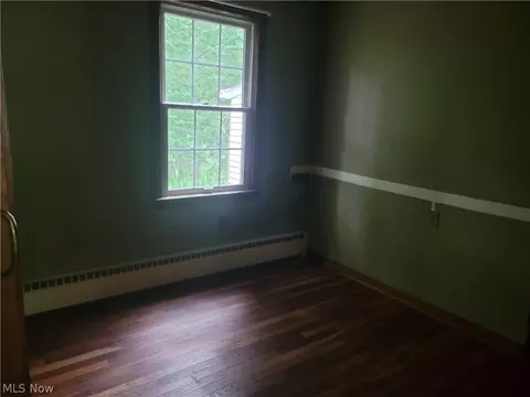 Bedroom - 7357 Westview Rd, Kent, OH 44240 photo 2 of 3