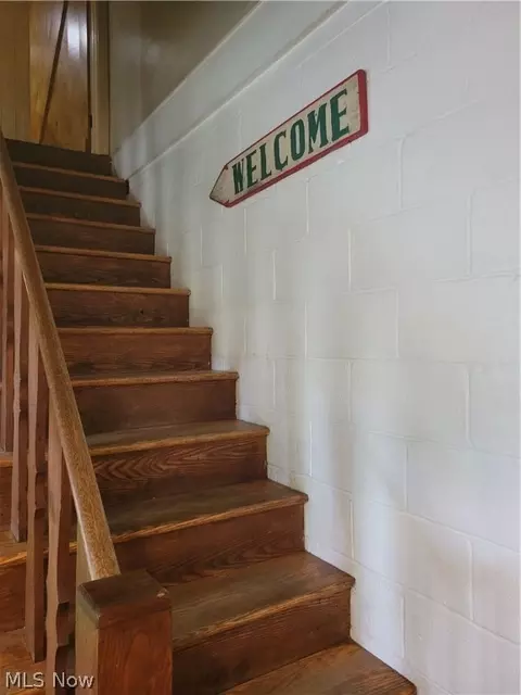 Entry Way - 7357 Westview Rd, Kent, OH 44240 photo 2 of 3