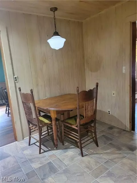 Dining - 7357 Westview Rd, Kent, OH 44240 photo 3 of 3