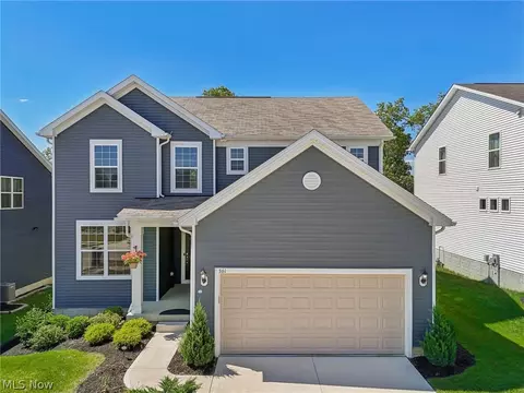 361 Foxglove Dr, Wadsworth, OH 44281