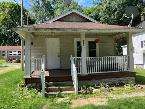 310 Orchard St, Kent, OH 44240