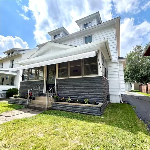 526 Illinois Ave, Mcdonald, OH 44437