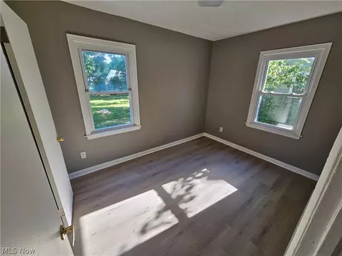 2532 E 38th St, Lorain, OH 44055 photo 6