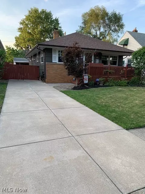 1808 North Ave, Parma, OH 44134