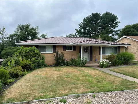 219 May Ln, Wintersville, OH 43953