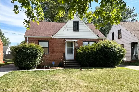 25700 Farringdon Ave, Euclid, OH 44132