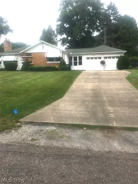 623 Bonnieview Ave, Alliance, OH 44601
