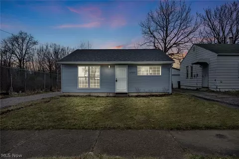 17217 Tarkington Ave, Cleveland, OH 44128