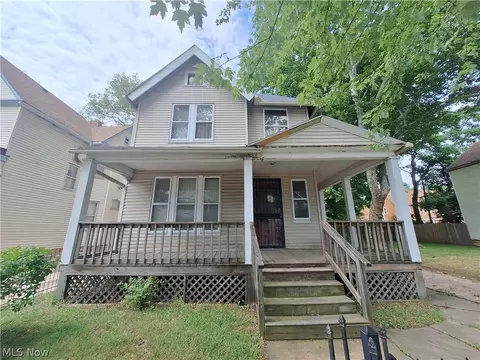 6307 Dibble Ave, Cleveland, OH 44103