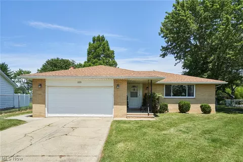 223 Shore Dr, Eastlake, OH 44095