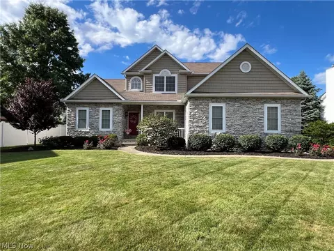 4367 Ridge Crest Dr, Copley, OH 44321