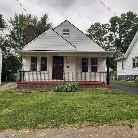 162 E Avondale Ave, Youngstown, OH 44507