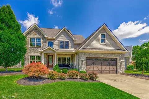 4231 Queens, Avon, OH 44011