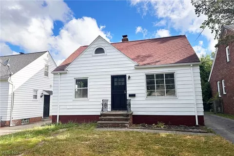 16115 Cloverside Ave, Cleveland, OH 44128