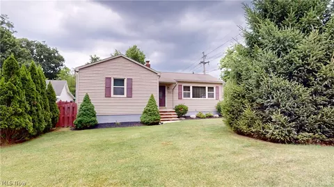 4199 Kirtland Rd, Willoughby, OH 44094