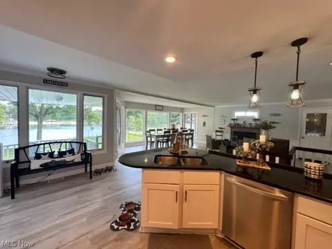 484 Hickery Cir, Willard, OH 44890 photo 35