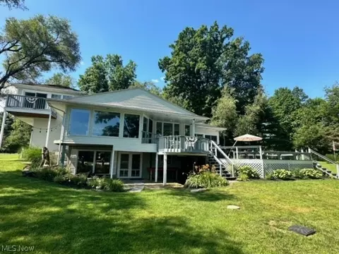 484 Hickery Cir, Willard, OH 44890 photo 14