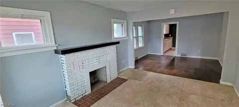 Living - 1550 E 219th St, Euclid, OH 44117 photo 1 of 2